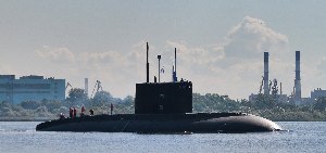 Заказ на подводные лодки «Варшавянка» поделят между заводами