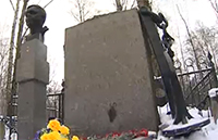Памятник Александру Маринеско в Санкт-Петербурге