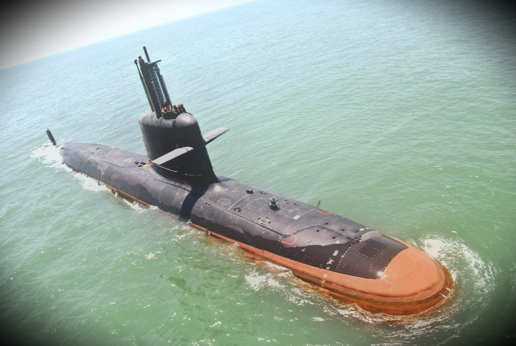 Новейшая индийская подлодка Кальвари в море